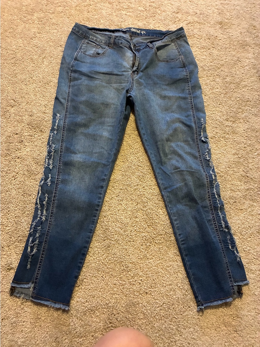Indigo Thread Co. Women’s Distressed Side-Panel Jeans